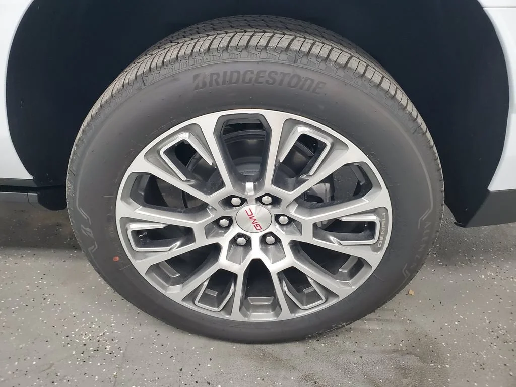 New 2026 Glacier White Tricoat GMC Denali image 38