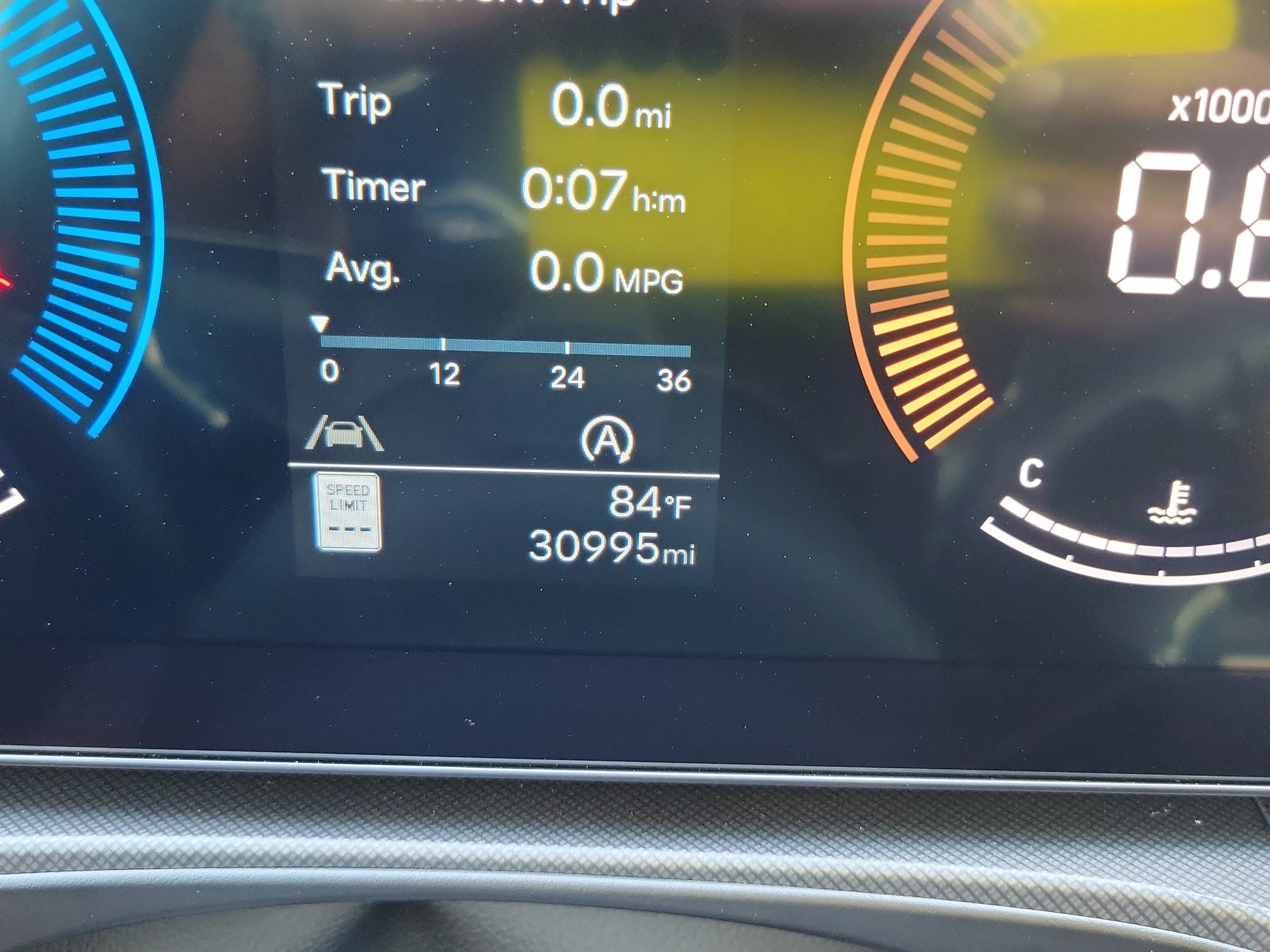 Used 2024 Serenity White Hyundai XRT image 26