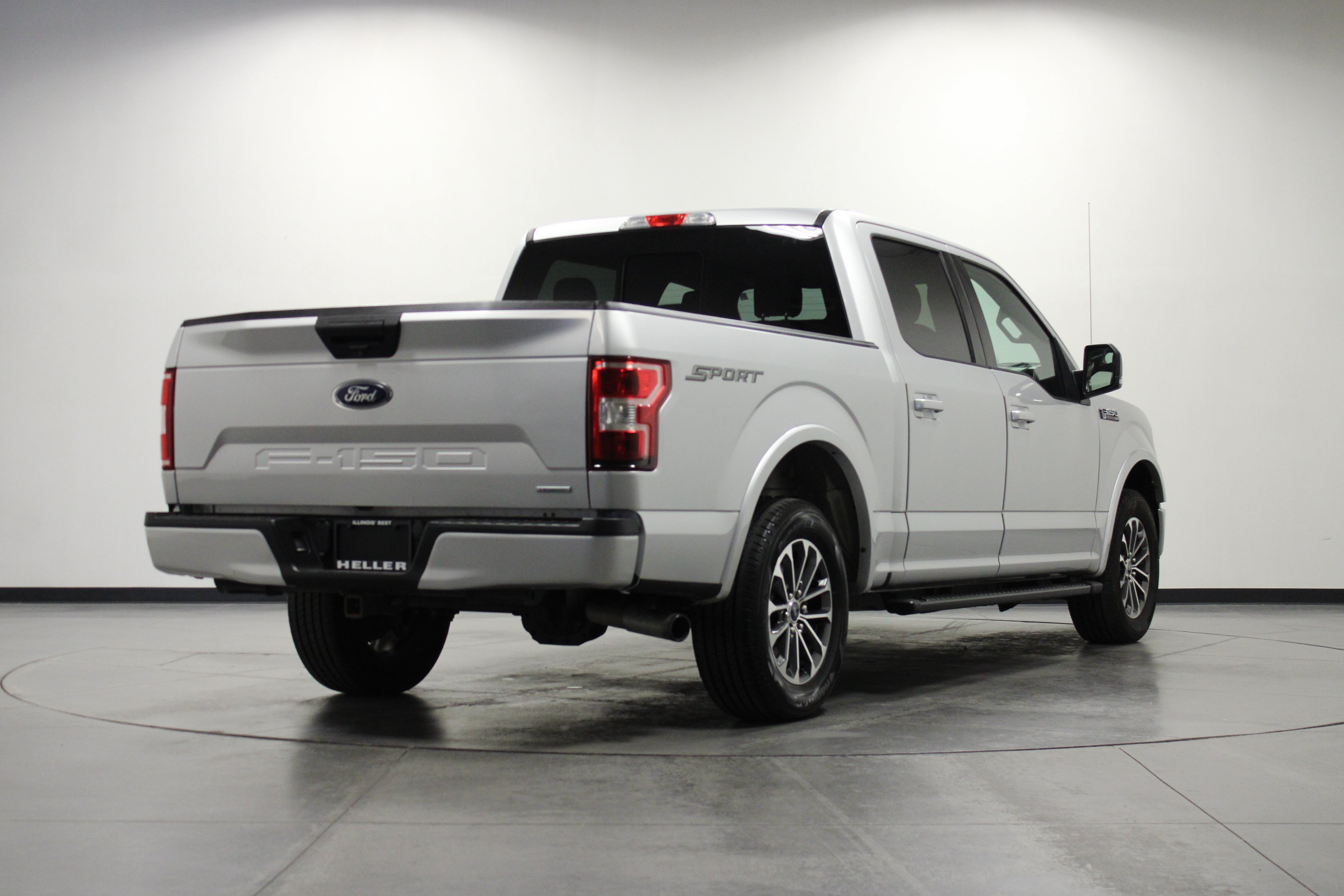 Used 2019 Ingot Silver Metallic Ford XLT image 4