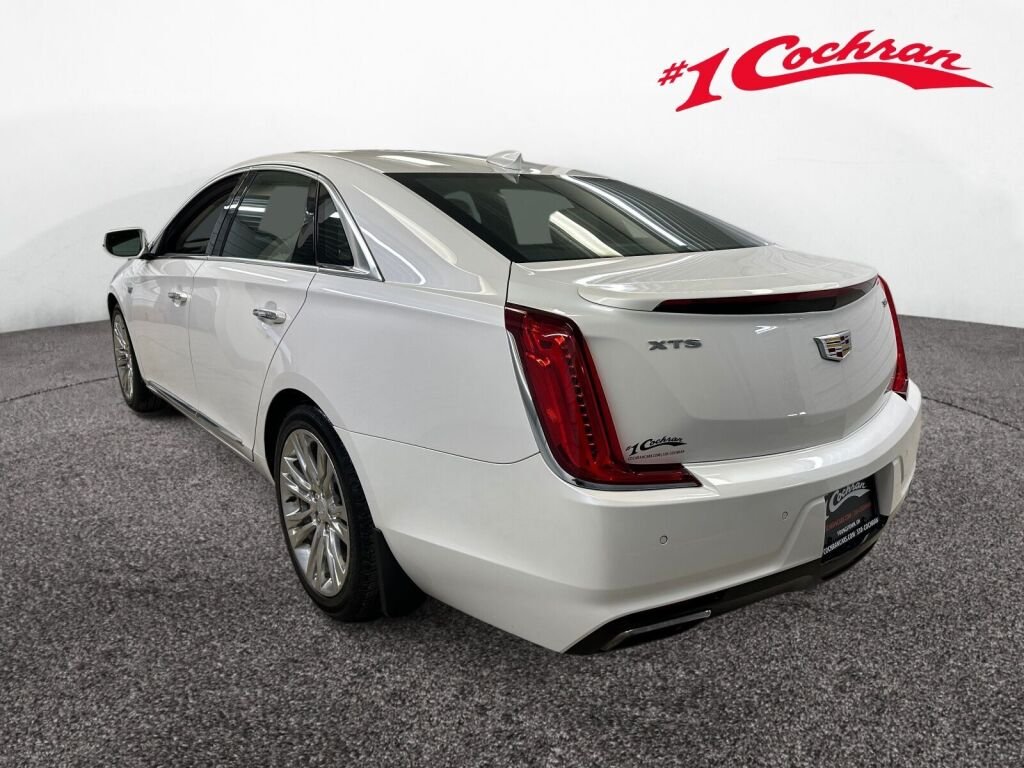2018 Cadillac XTS Luxury - Photo 25