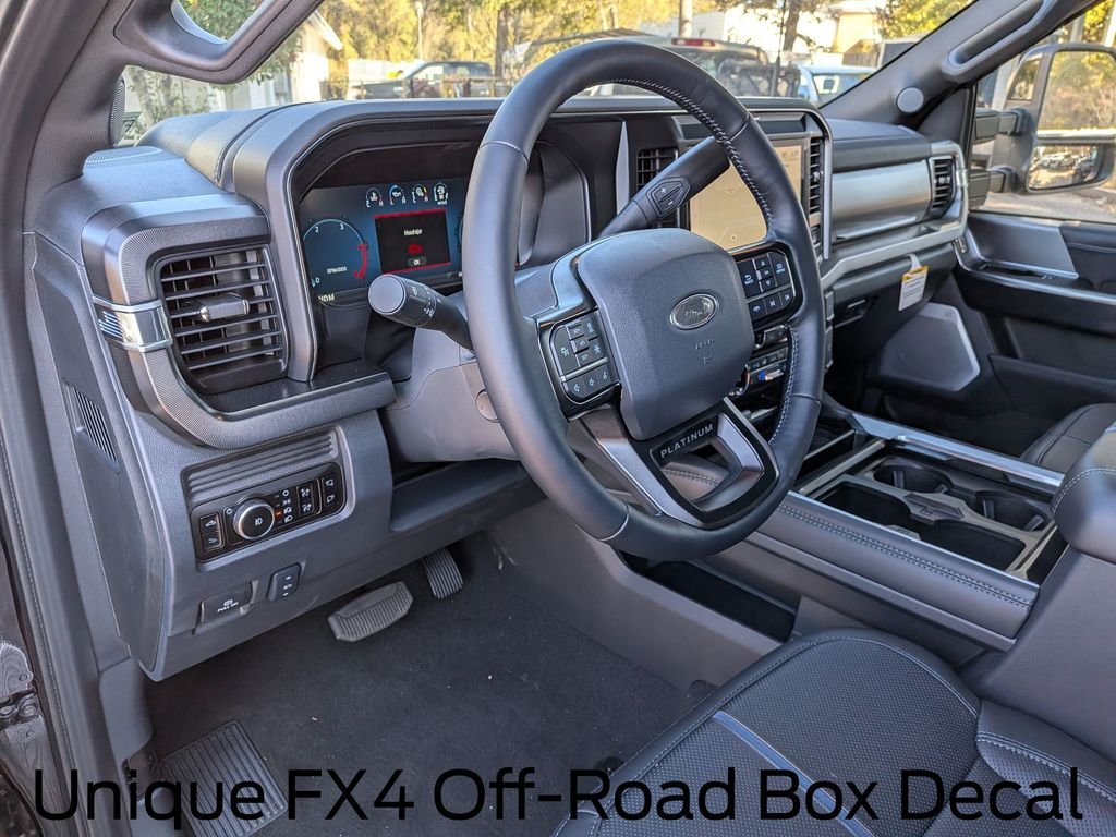 2026 Ford F-250 Super Duty Platinum - Photo 14