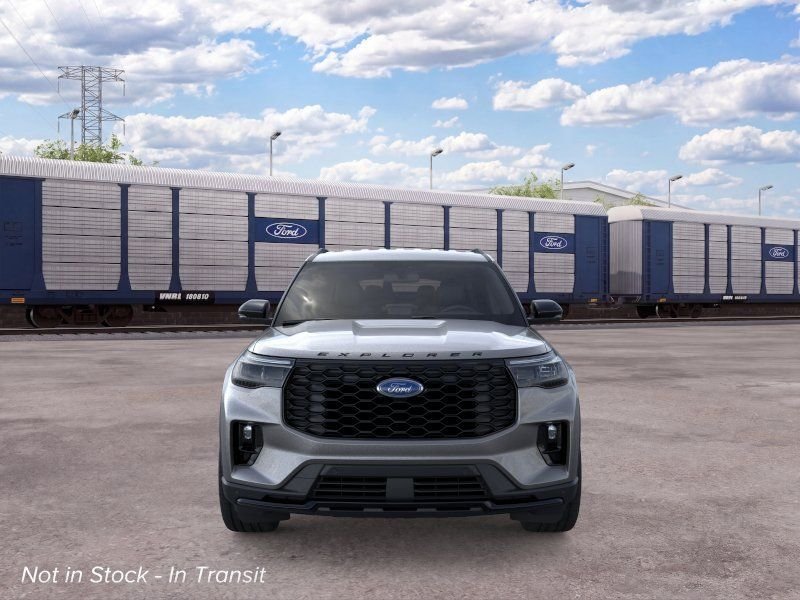 New 2026 Carbonized Gray Metallic Ford ST-Line image 6