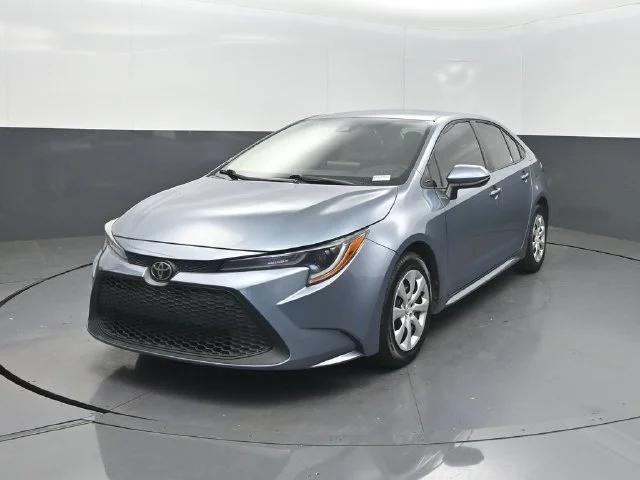 Used 2022 Toyota Corolla LE with VIN 5YFEPMAE6NP304465 for sale in Conyers, GA