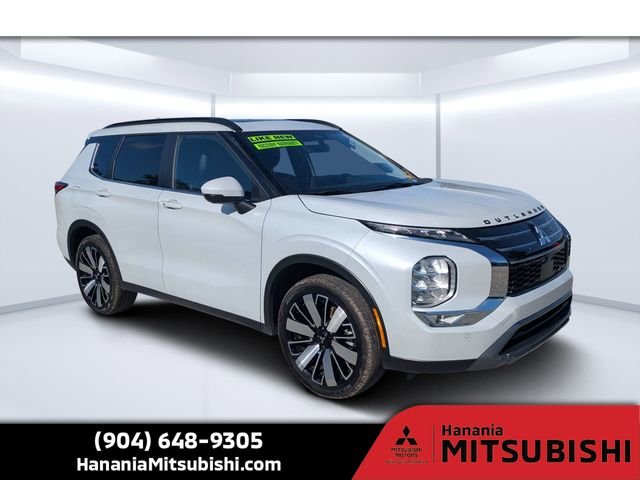 2025 Mitsubishi Outlander SE 2WD's photo