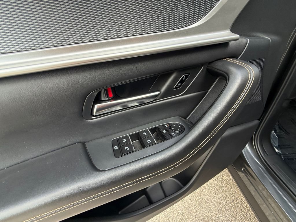 2025 Mazda CX-90 Premium Package - Photo 11