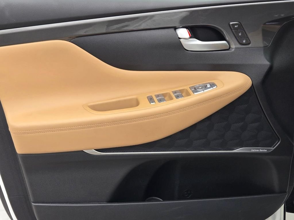 Used 2023 White Hyundai Calligraphy image 13