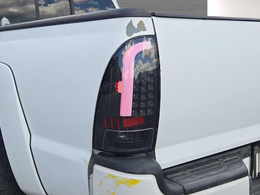 Used 2007 White Toyota PreRunner image 8