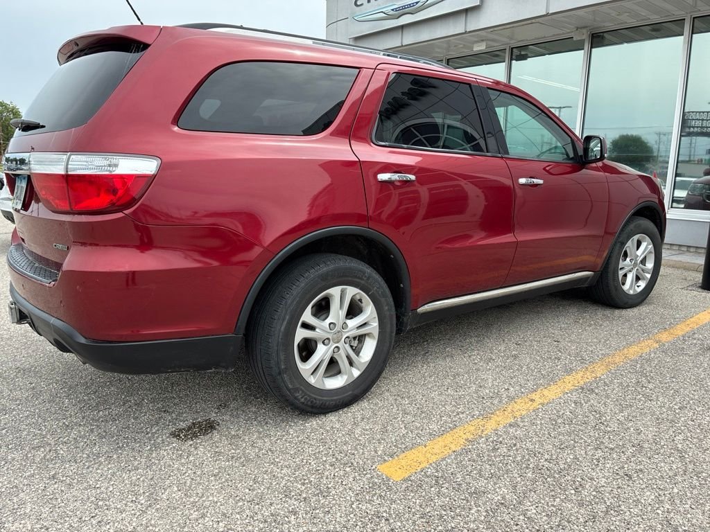Used 2013 Red Dodge Crew image 5