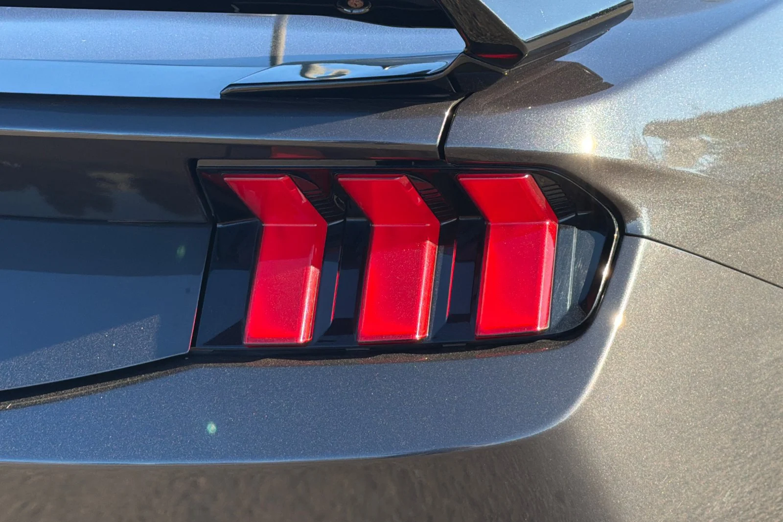 Used 2024 Dark Matter Gray Metallic Ford GT Premium image 29