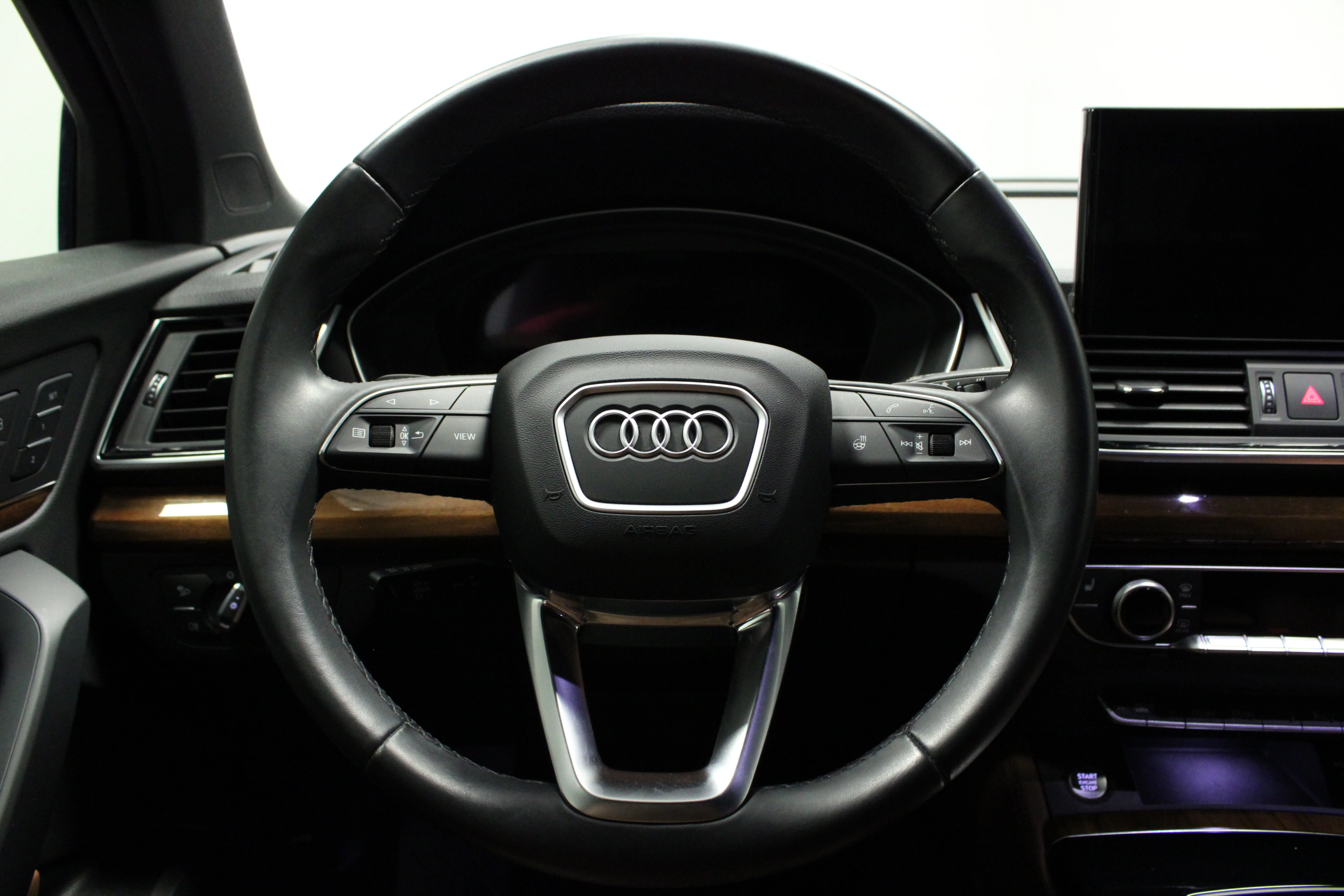 Used 2023 Black Metallic Audi 45 S line Premium image 23