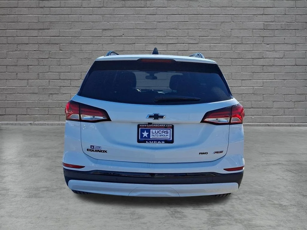 Used 2024 Summit White Chevrolet RS image 39