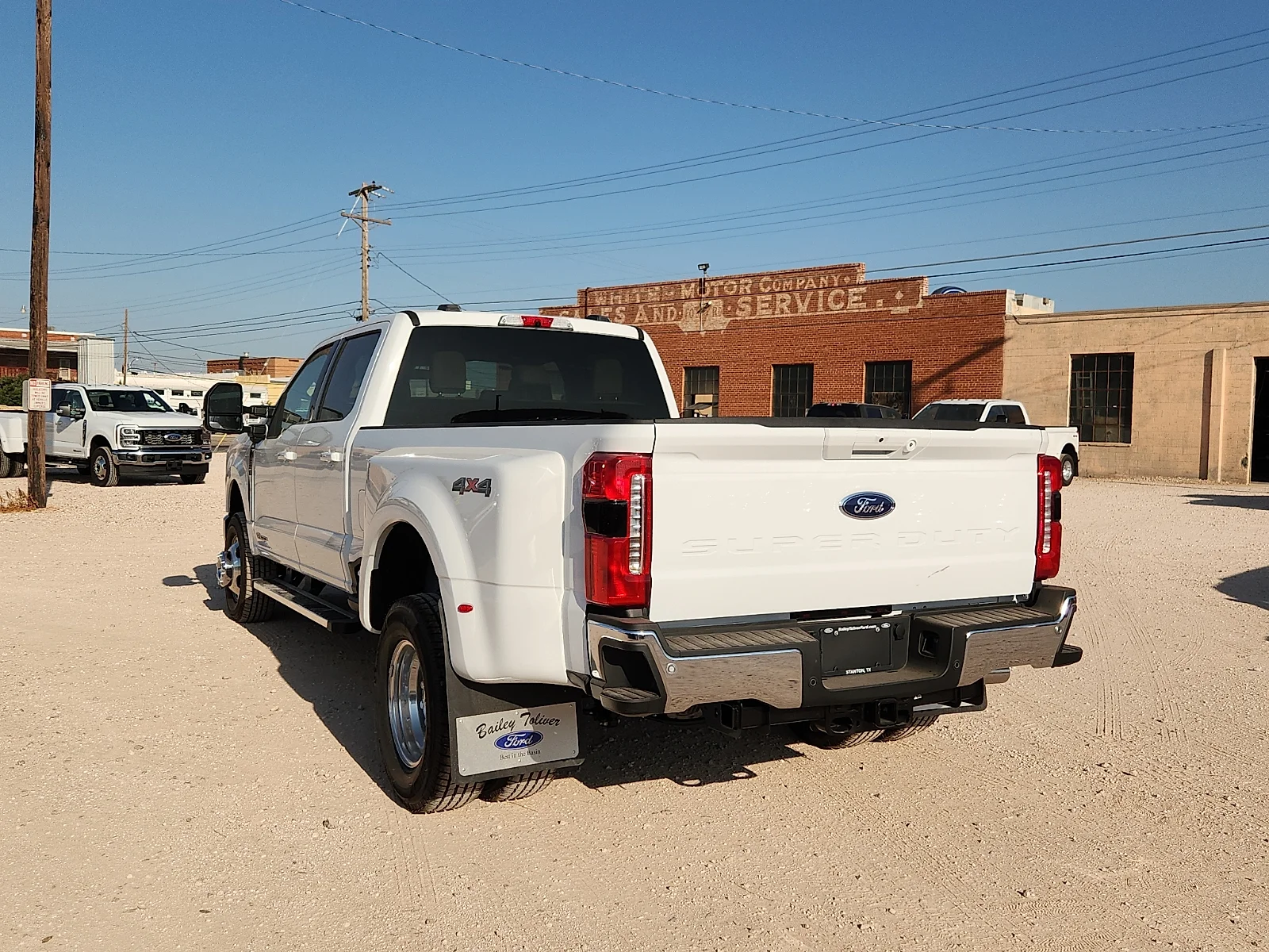 New 2026 Oxford White Ford Lariat image 5