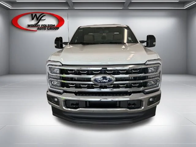 New 2026 Star White Metallic Tri-Coat Ford F-350® Lariat® image 21