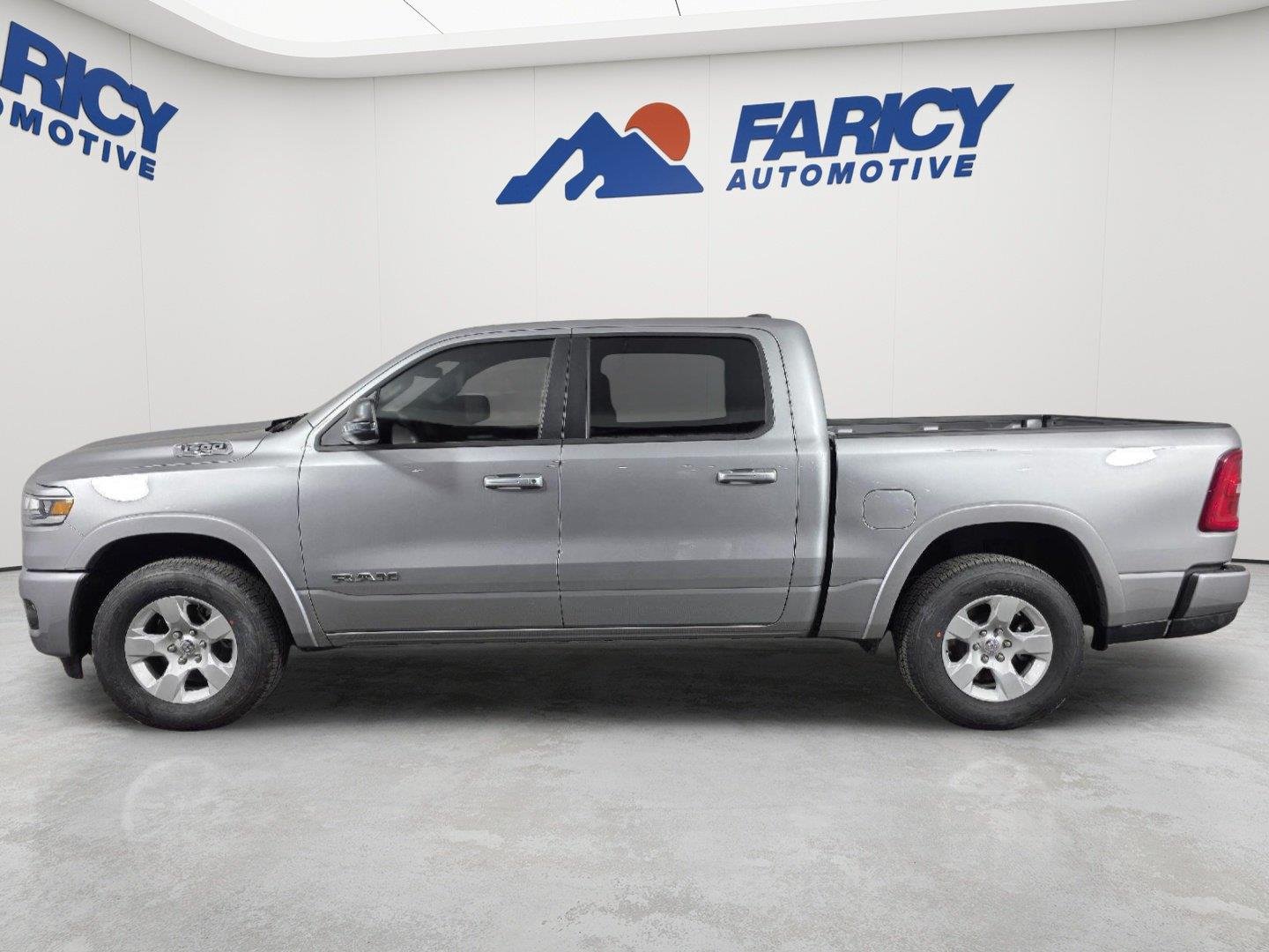 2025 RAM 1500 Big Horn/Lone Star - Photo 2