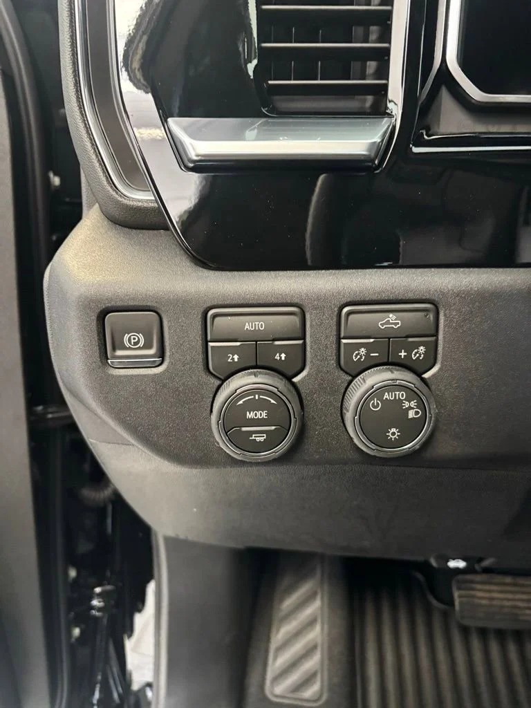 2026 Chevrolet Silverado 1500 LT - Photo 11