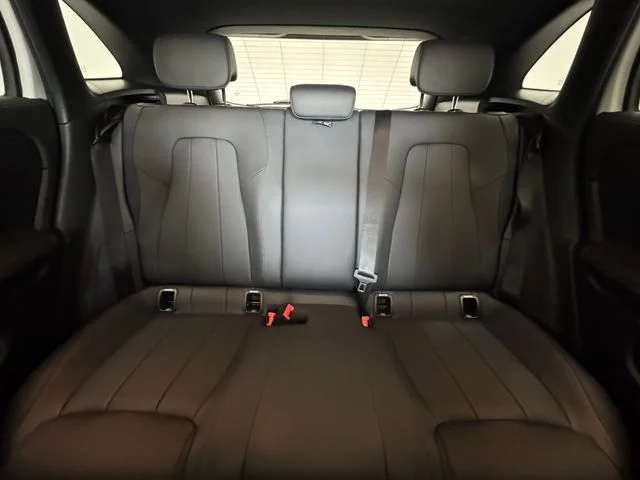 New 2026  Mercedes-Benz GLA 250 image 7