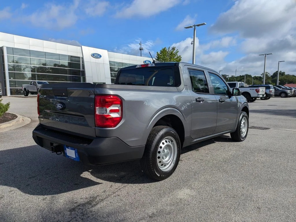 New 2026 Carbonized Gray Metallic Ford XL image 4