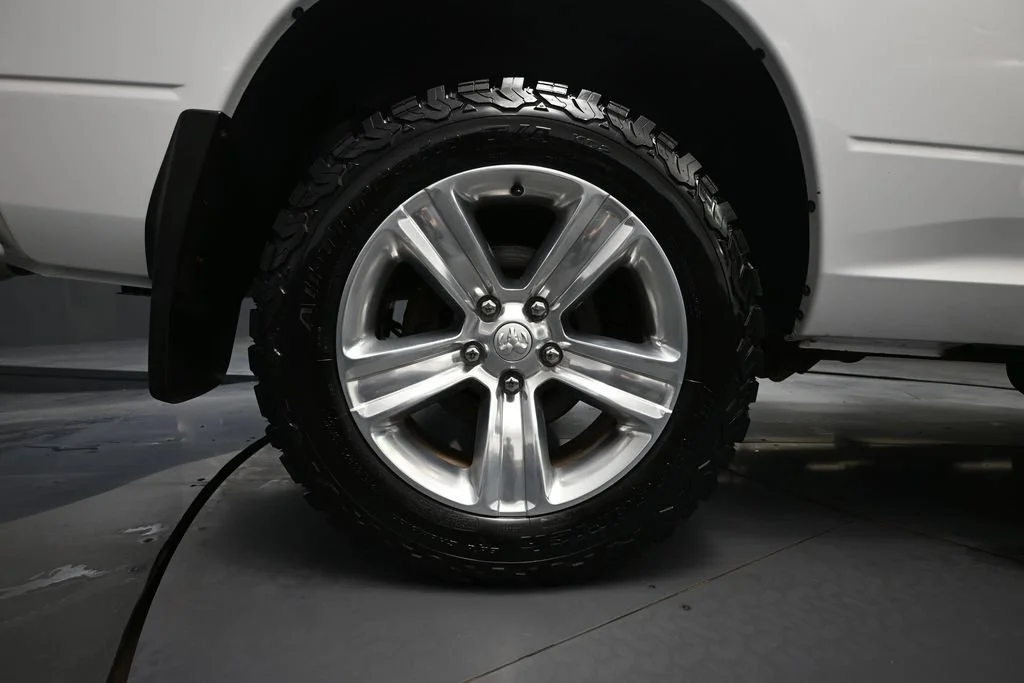 Used 2018 White Ram Sport image 11