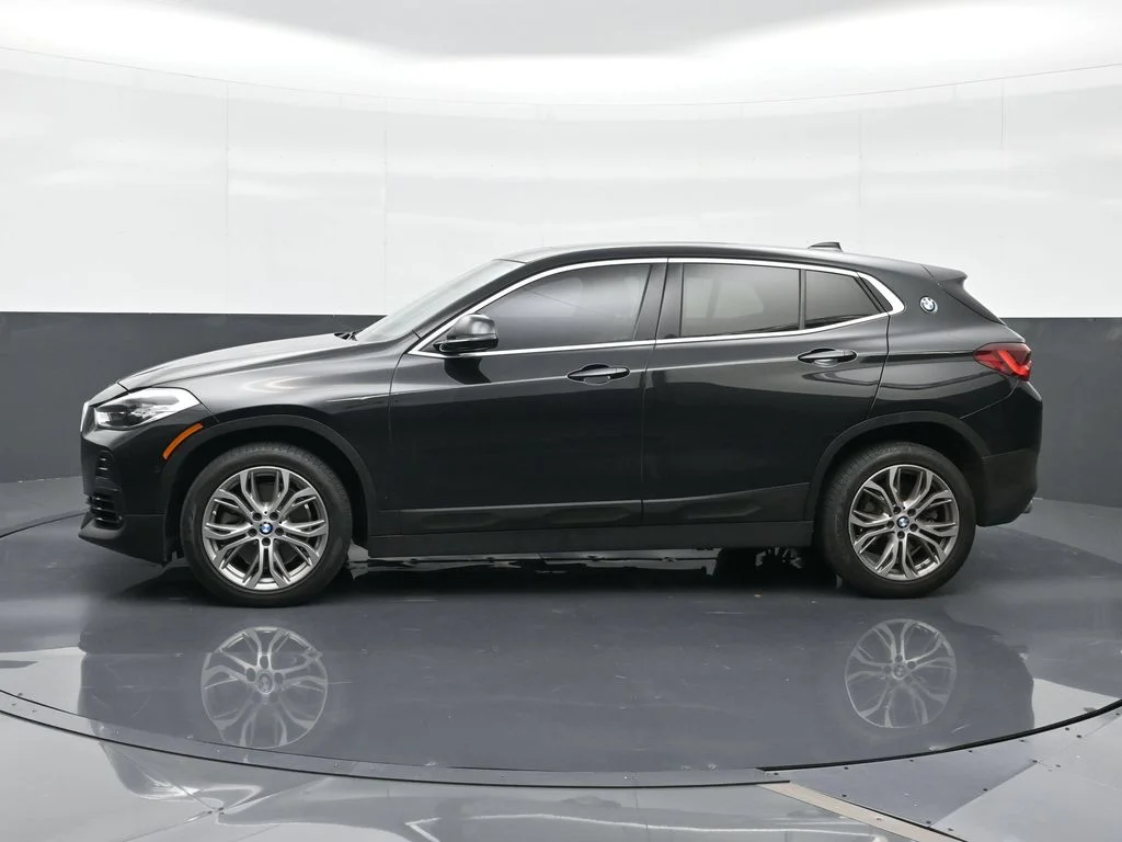 Used 2021 Black BMW xDrive28i image 3