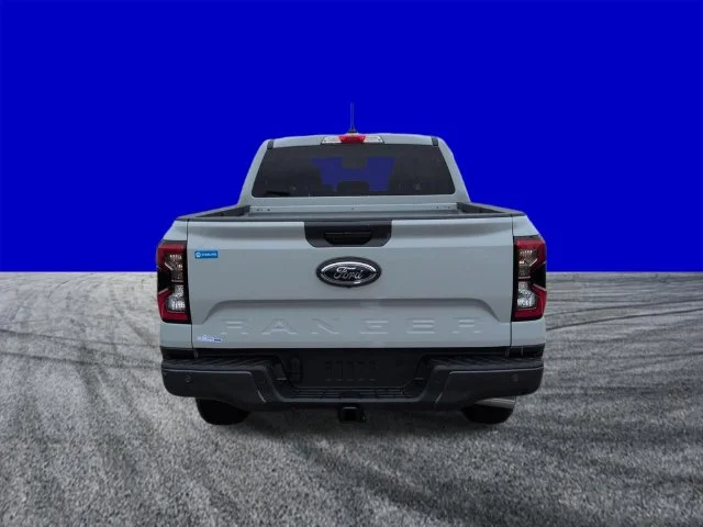New 2026 White Ford XLT image 5