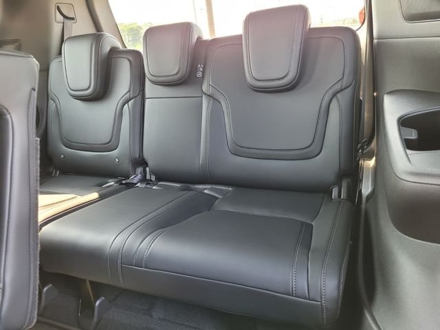 2025 Nissan Armada PRO-4X - Photo 15