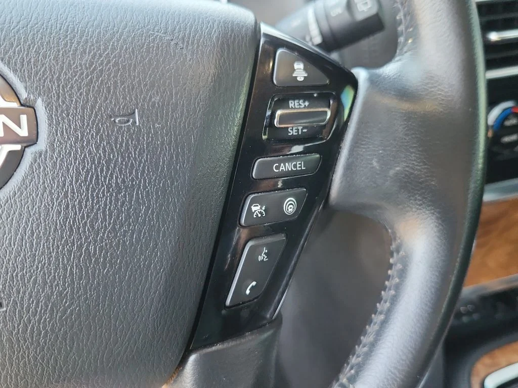 Used 2022 Gray Nissan SL image 22