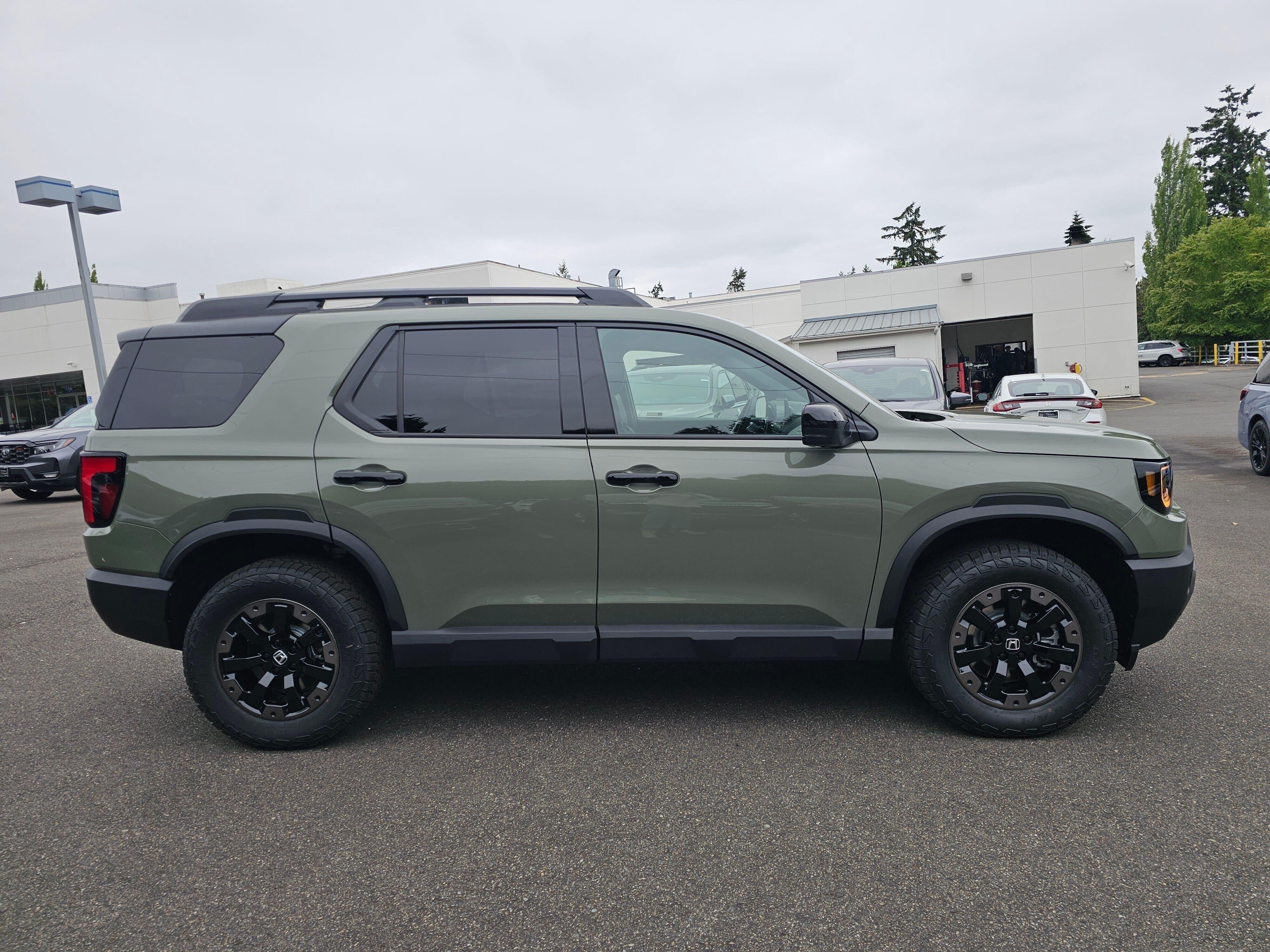 New 2026 Ash Green Metallic Honda TrailSport Elite image 8