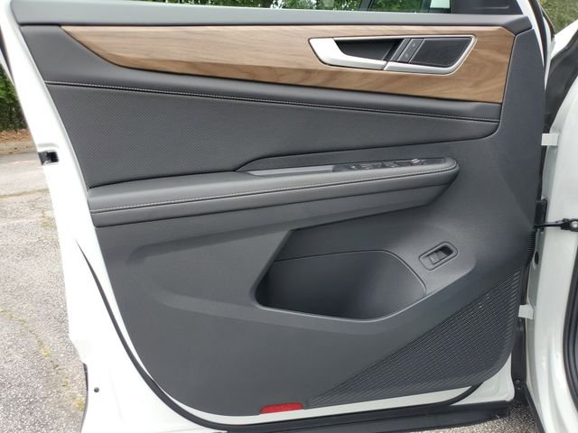 2026 Volkswagen Atlas SE w/Tech - Photo 30