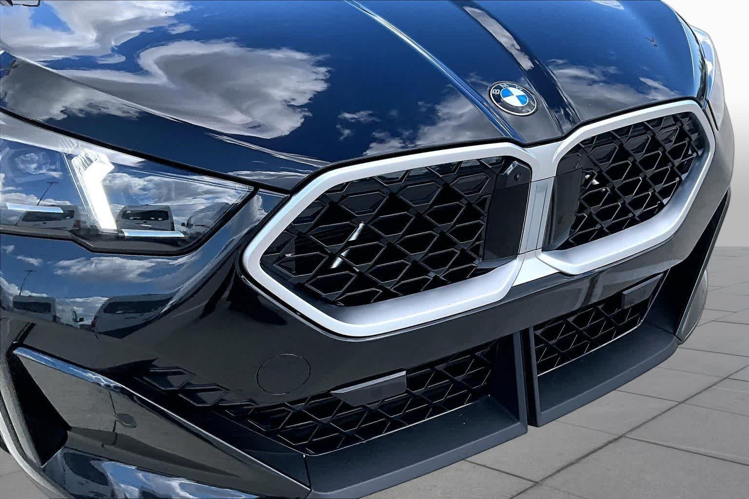 Used 2026 Black Sapphire Metallic BMW xDrive28i image 28