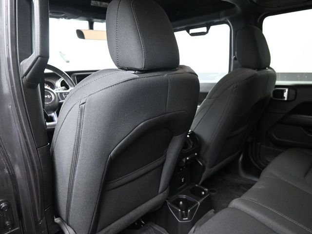 Used 2022 Gray Jeep Unlimited Sahara image 16