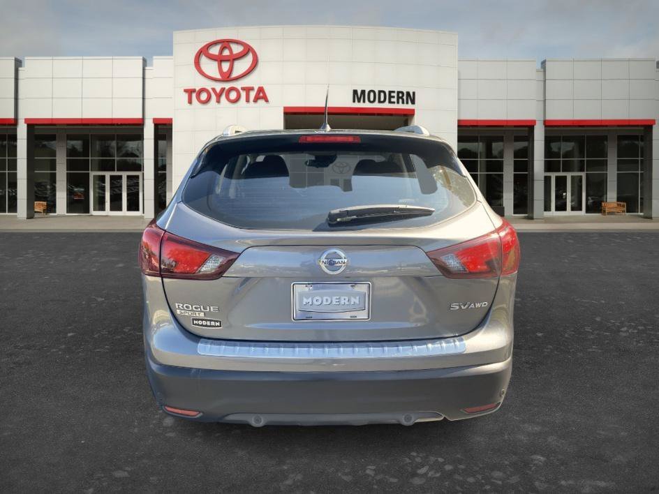 Used 2019 Gun Metallic Nissan SV image 6