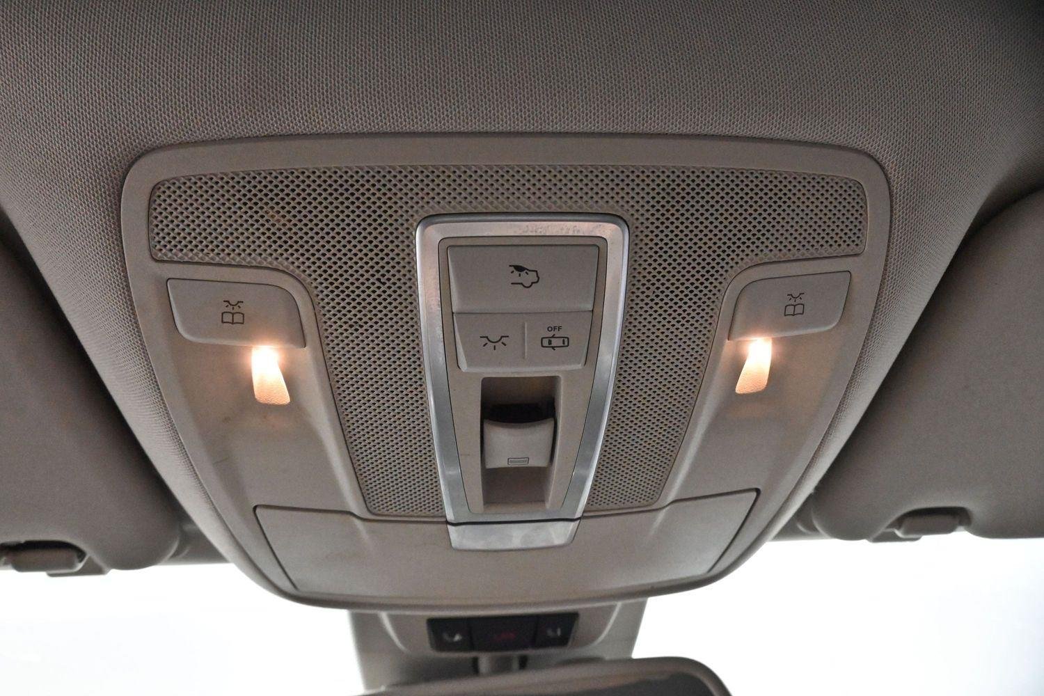 Used 2014 Steel Gray Metallic Mercedes-Benz ML 350 image 30