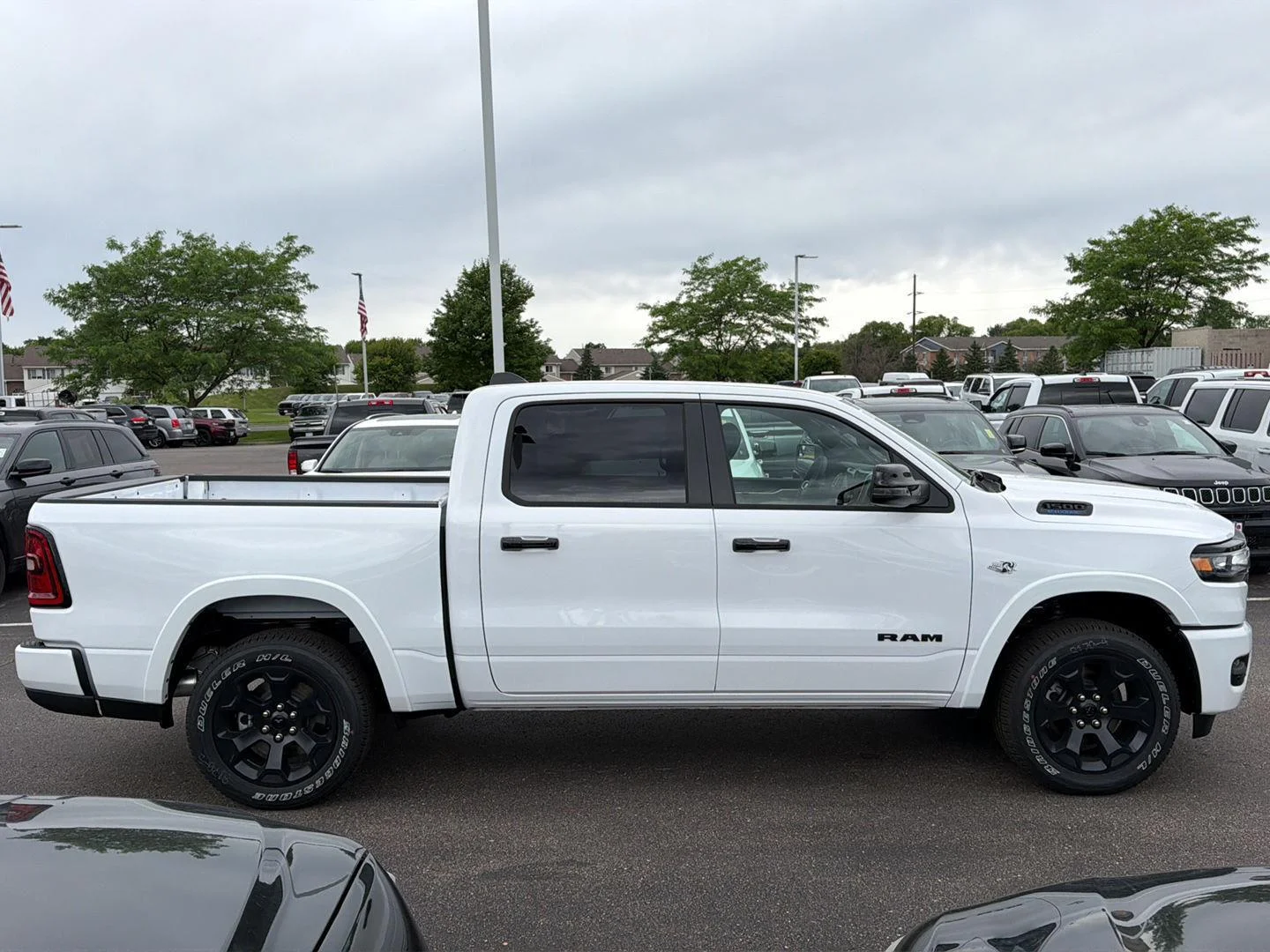 New 2026 Bright White Clear-Coat Exterior Paint RAM Big Horn image 8