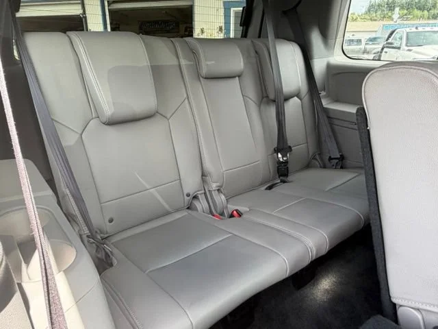 Used 2013 Blue Honda EX-L image 15