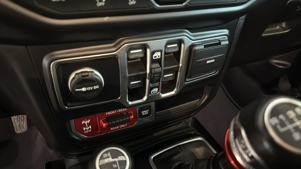 Used 2019 Black Jeep Unlimited Rubicon image 40