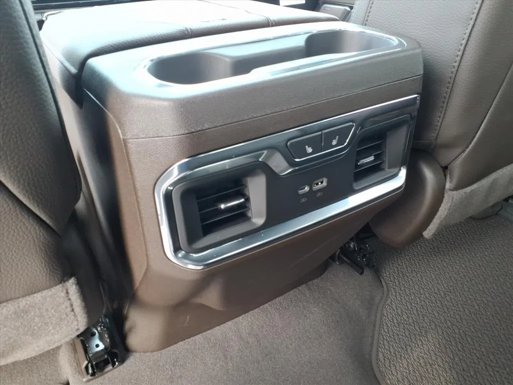 2026 GMC Sierra 1500 Denali - Photo 8