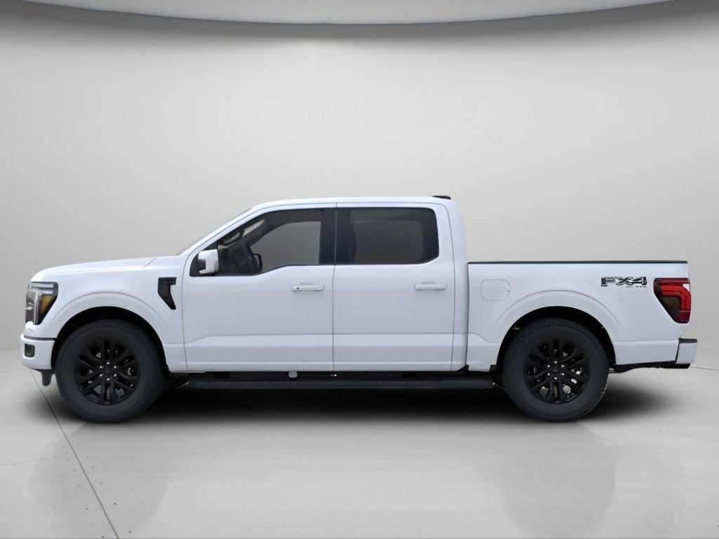 New 2026 Oxford White Ford LARIAT image 3