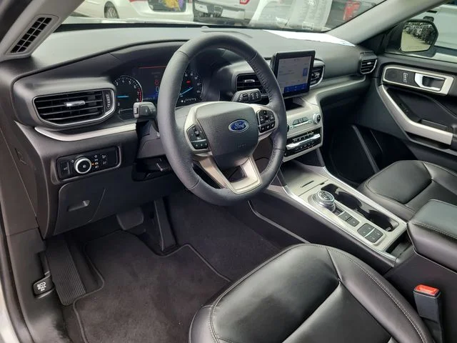 Used 2023 Silver Ford XLT image 20