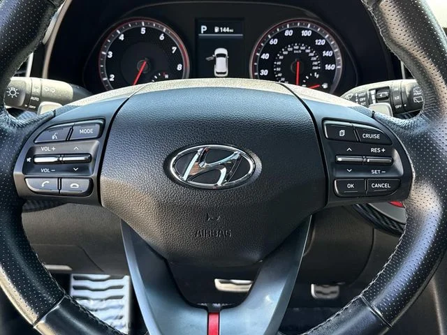 Used 2020 Black Hyundai Turbo image 18
