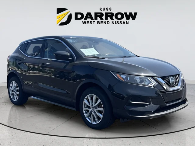 Used 2021 Black Nissan S image 7