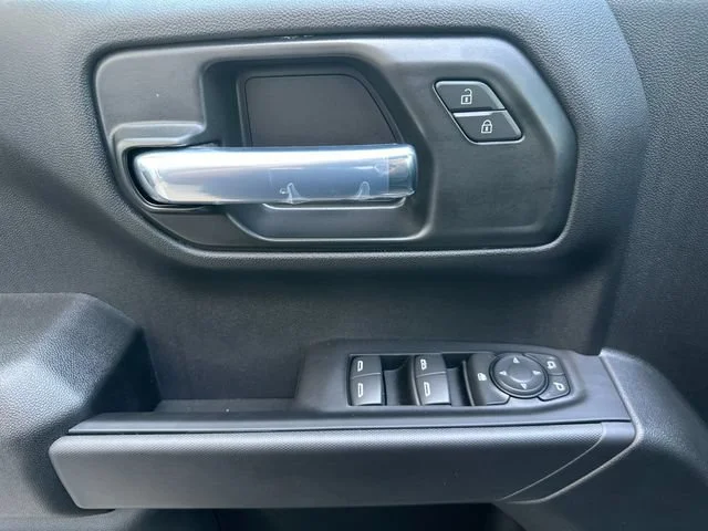 2026 Chevrolet Silverado 1500 Custom - Photo 11
