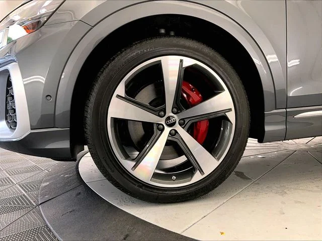 New 2026 Gray Audi 4.0T Prestige image 13