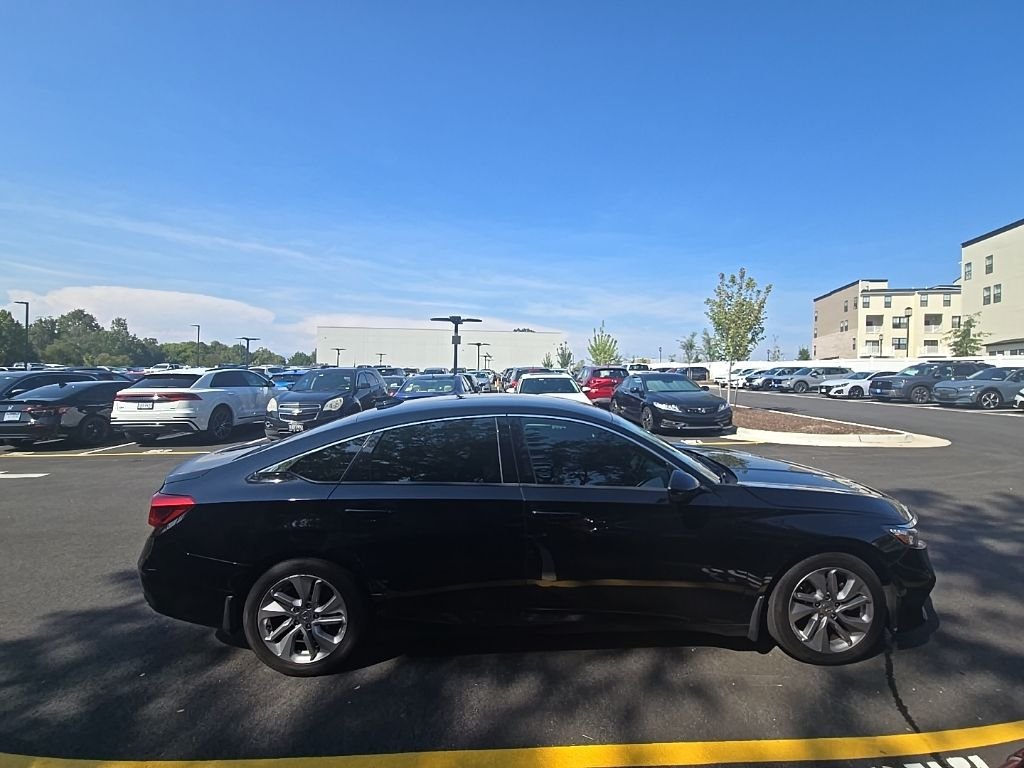 Used 2020 Crystal Black Pearl Honda LX image 4