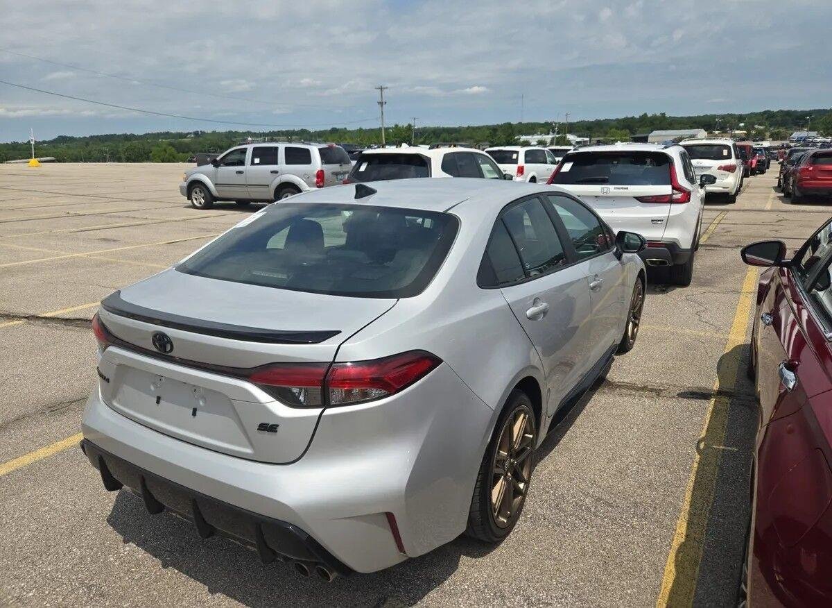 Used 2024 Classic Silver Metallic Toyota Nightshade image 4