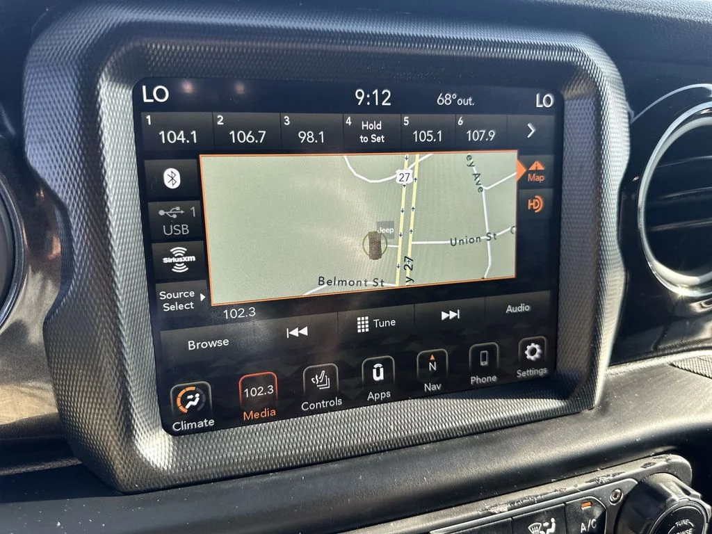 Used 2022 Gray Jeep Unlimited Sport Altitude image 16