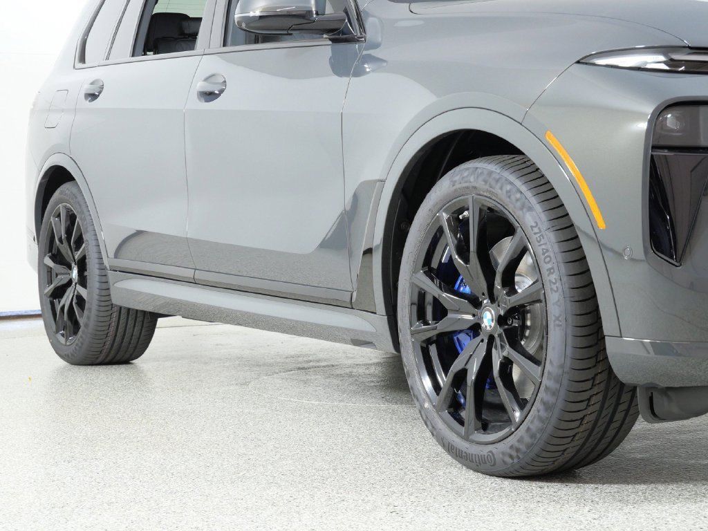 New 2027 Dravit Grey Metallic BMW xDrive40i image 6