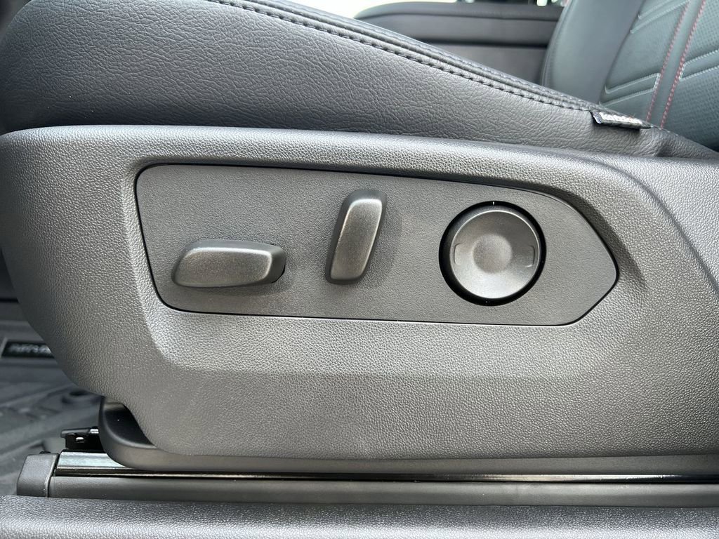 2025 Chevrolet Silverado 1500 RST - Photo 12