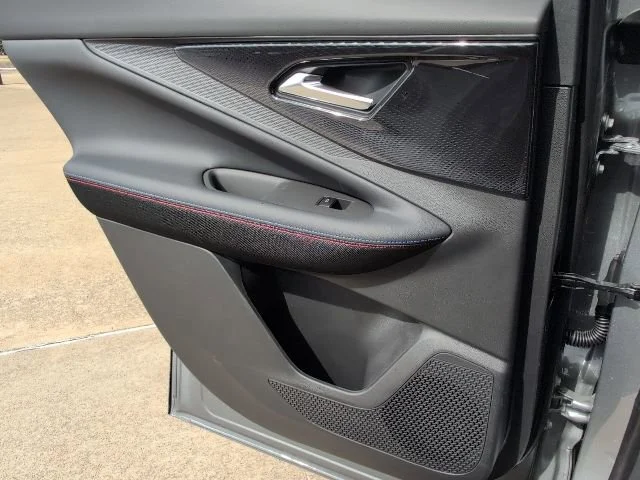 2026 Chevrolet Blazer EV RS - Photo 9