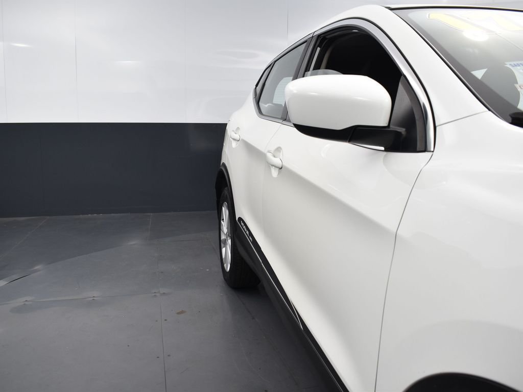 2017 NISSAN ROGUE SPORT - Image 30