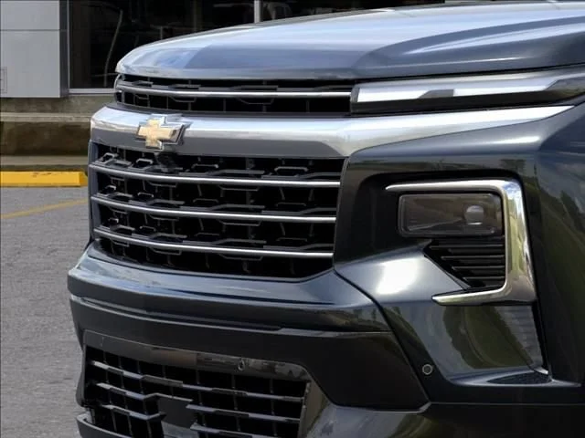 New 2026 Mosaic Black Metallic Chevrolet High Country image 13